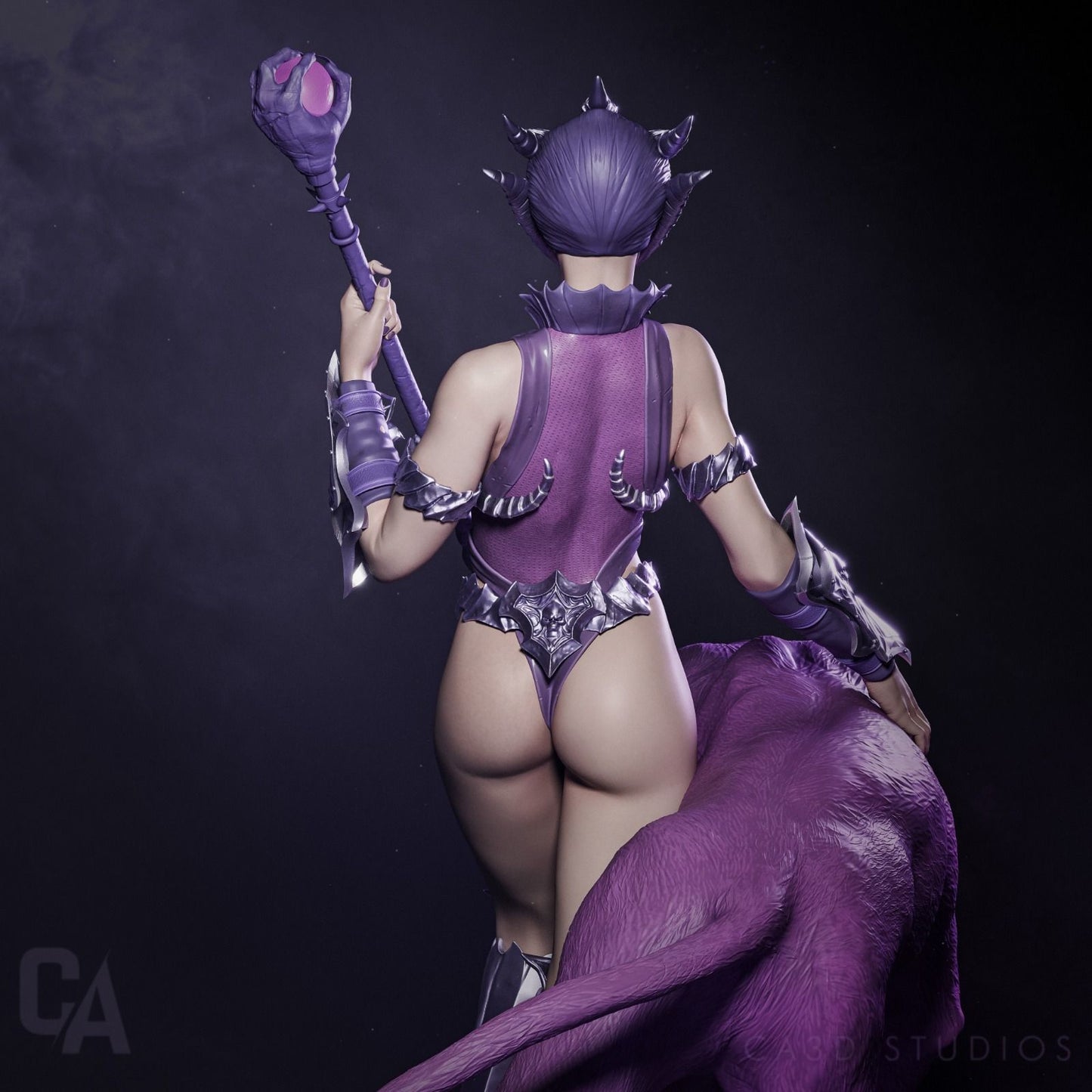 Evil Lyn Statue - Masters of the Universe - Collectible Garage Kit