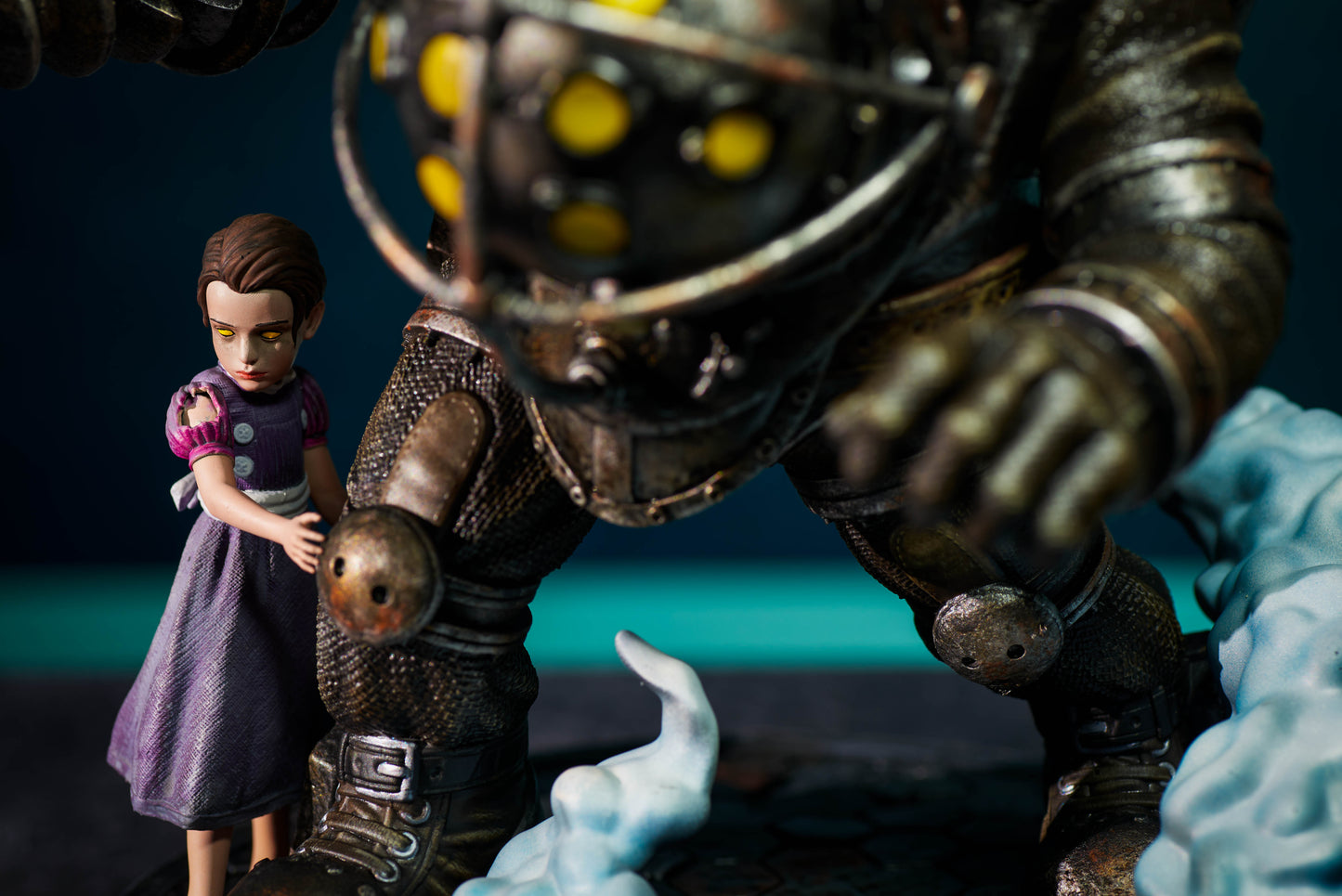 Big Daddy and Little Sister Statue - Bioshock - Collectible Garage Kit